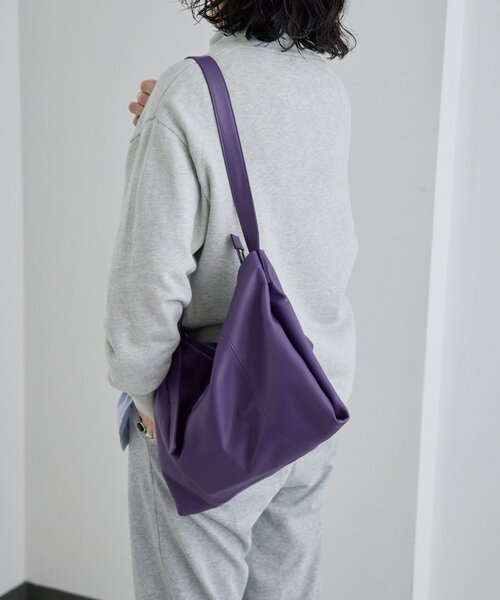 ear PAPILLONNER（イア パピヨネ） ショルダーバッグ バッグ 「本革