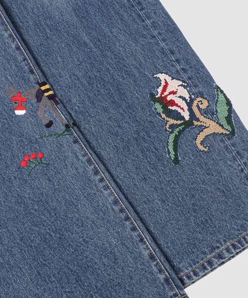 ジーンズ Hand-Embroidered Denim Pants メンズの画像