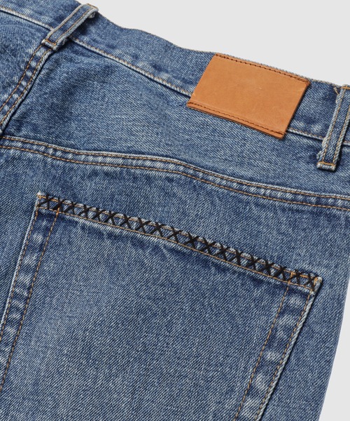 ジーンズ Hand-Embroidered Denim Pants メンズの画像