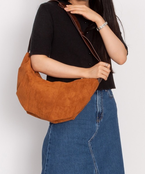 SVEC（シュベック） ショルダーバッグ バッグ ハーフムーン スエード