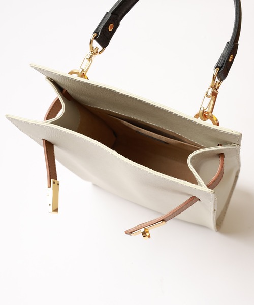ハンドバッグ Clasp lock Belt Hand Bagの画像