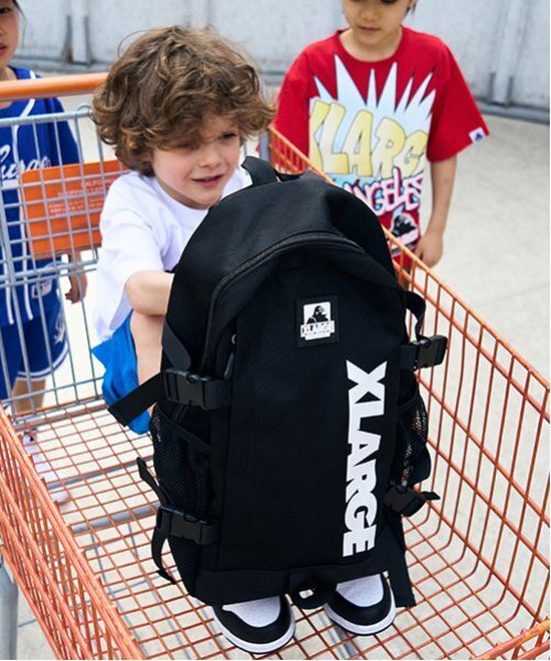 XLARGE KIDS（エクストララージ キッズ） リュック ベルトつきバック