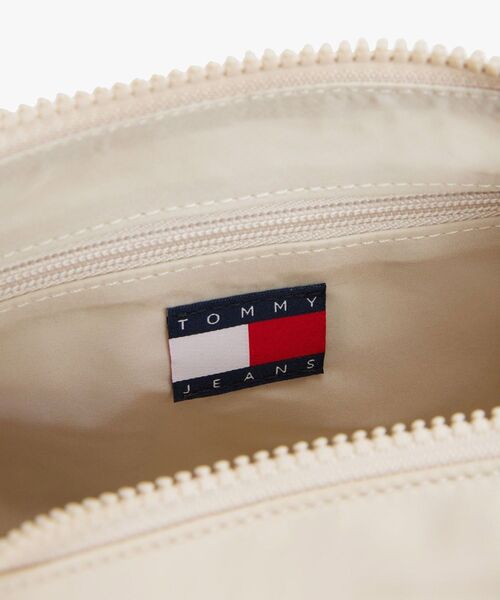 TOMMY JEANS ショルダーバッグ バッグ 「IVE Wonyoung