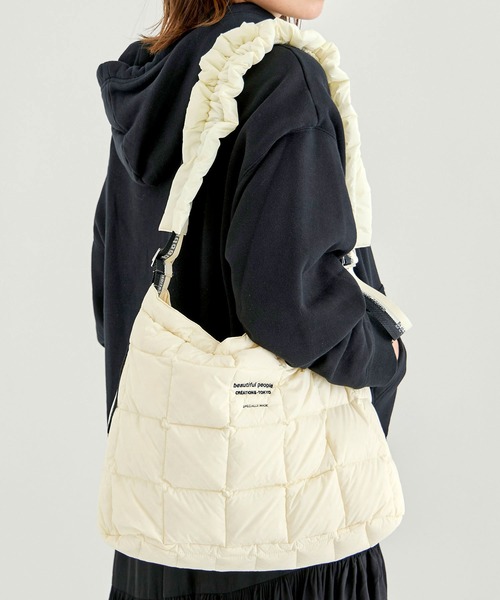 beautiful people（ビューティフルピープル） ショルダーバッグ「TAION