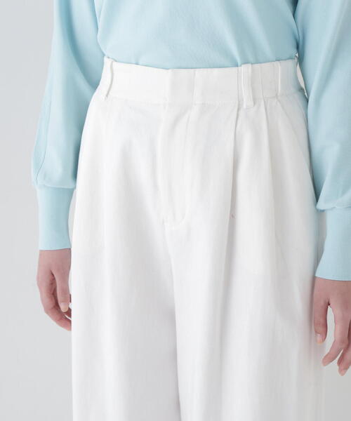 「human woman」 デニムパンツ SMALL ホワイト レディース