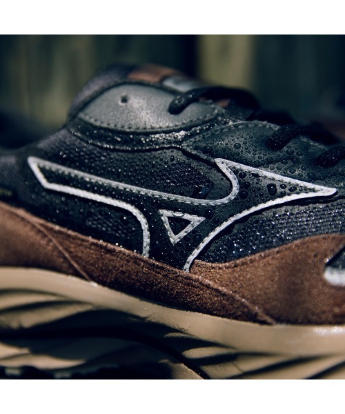 MIZUNO（ミズノ） 防水 ゴアテックス スニーカー MIZUNO WAVE RIDER β