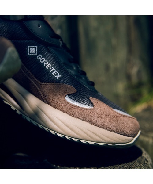 MIZUNO（ミズノ） 防水 ゴアテックス スニーカー MIZUNO WAVE RIDER β