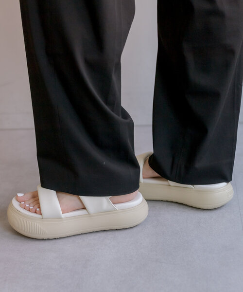 「ear PAPILLONNER」 「PUMA」フラットサンダル 23cm ブラック レディース_画像6