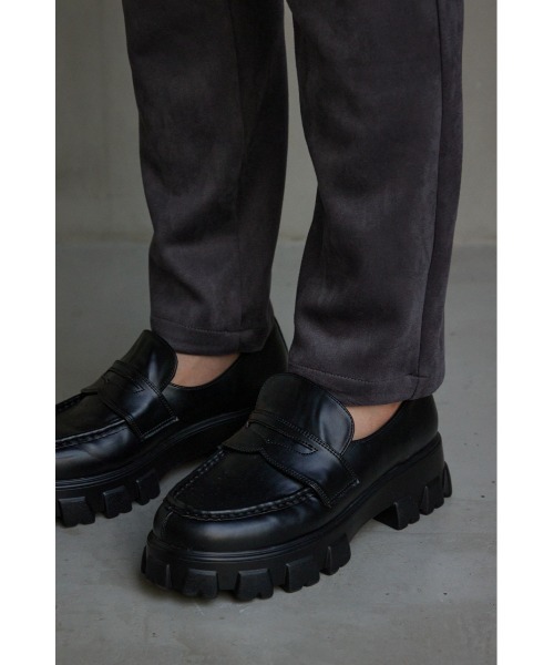 【新品・未使用】AZUL BY MOUSSY フェイクスエード ステイサムパンツ AZUL BY MOUSSY パンツ フェイクスウェードステイサムパンツ