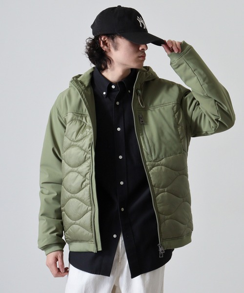 GUESS(ゲス) ダウンジャケット ダウン GUESS FUNCTIONAL QUILTED GUESS(ゲス) ダウンジャケット ダウン GUESS FUNCTIONAL QUILTED