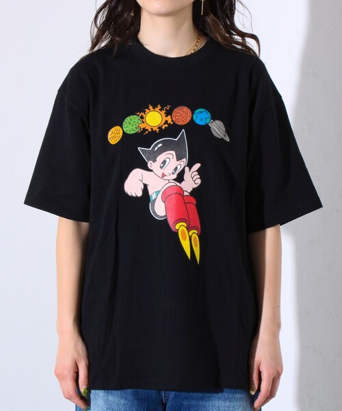 【激レア1点物】鉄腕アトム　ASTRO BOY紺　ブラックジャック黒Tシャツ着用 GLOSTER tシャツ 鉄腕アトム（ASTRO BOY）/ブラック・ジャック