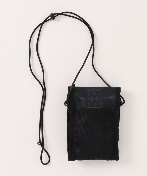 familia ショルダーバッグ 黒 未使用 ニューエラコラボ 再販売日決定】NEW ERA® コラボ第2弾 トレンドにぴったりな3色の