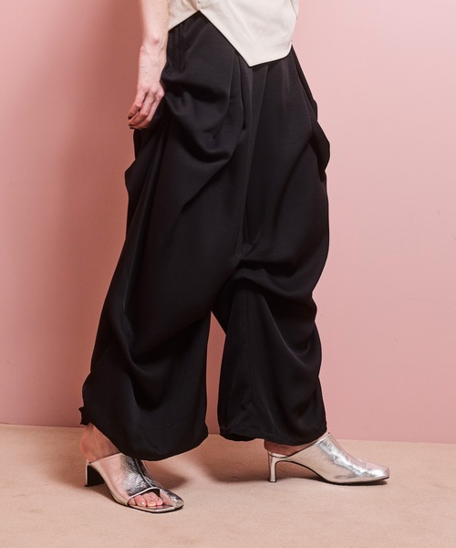 ommoパンツ OMMO（オーエムエムオー） パンツ DLAPE TUCK PT レディース