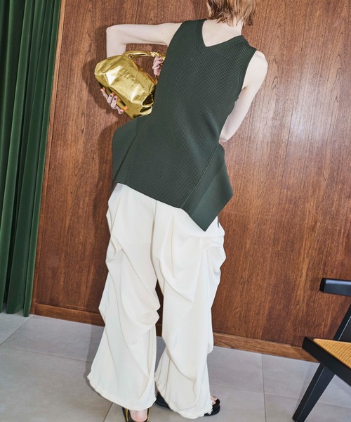 OMMO（オーエムエムオー） パンツ DLAPE TUCK PT レディース