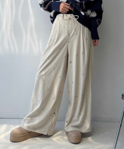 【新品タグ付き】アズノウアズ×ピーナッツ　スヌーピーパンツ　ワイド15 AS KNOW AS（アズノゥアズ） ワイドパンツ パンツ コーデュロイ