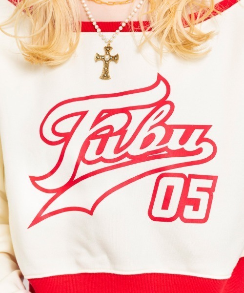 tシャツ FUBU x atmos pink Off-shoulder Top / フブ × アトモス ピンク オフショルダー トップ 「SP」 レデ FUBU tシャツ x atmos pink Off-shoulder Top / フブ × アトモス