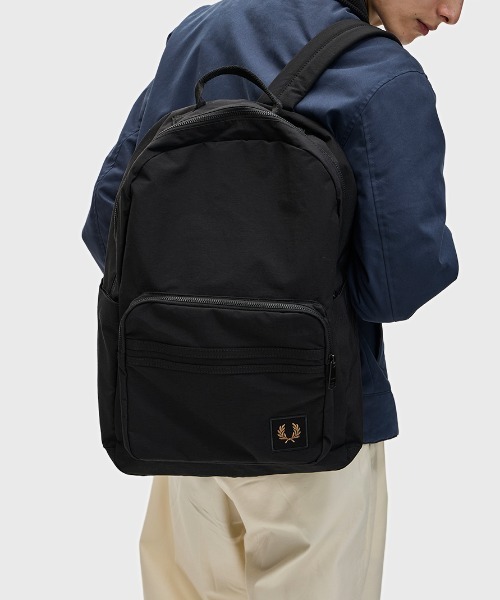フレッドペリーバックパック FRED PERRY デイバック リュック Nylon Badge Backpack