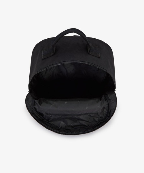 FRED PERRY デイバック リュック Nylon Badge Backpack
