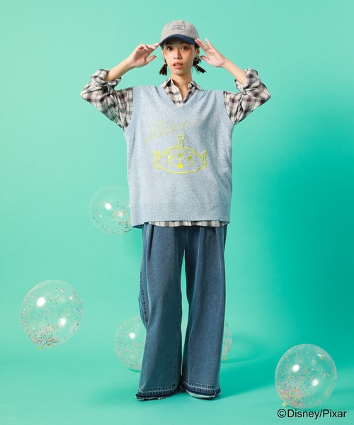 Disney（ディズニー） ベスト ジレ TOY STORY / 刺繍Vネックニット