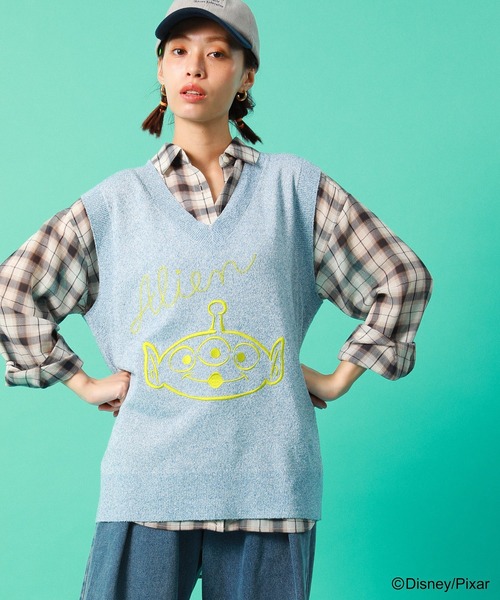 Disney（ディズニー） ベスト ジレ TOY STORY / 刺繍Vネックニット