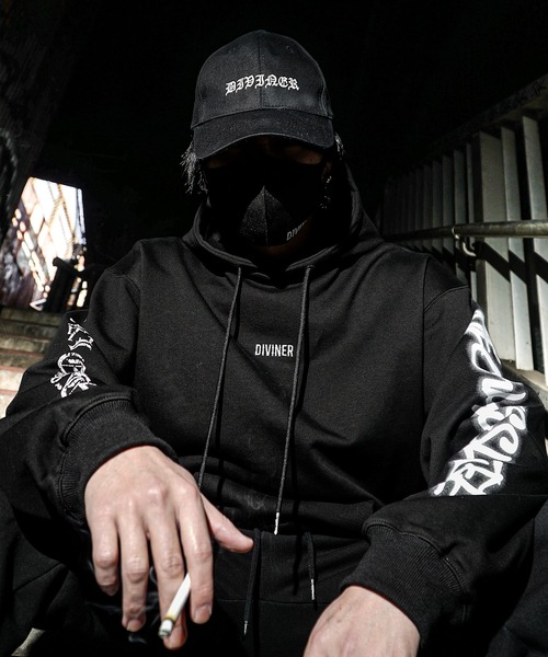 DIVINER（ディバイナー） パーカー 「BlackLetter」Triple Pattern