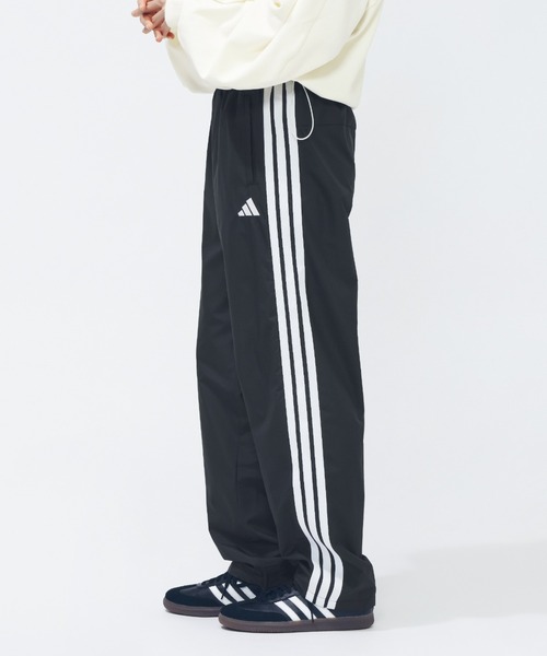 adidas スリーストライプ　ナイロンワイドパンツ adidas