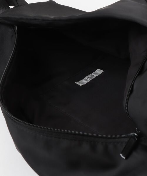 emmi ブラック リュック 防水 emmi ワンポイントリュック ONE SIZE ブラック レディース : ZOZOTOWN