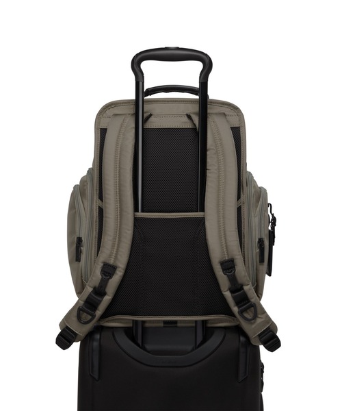 デイバック リュック TUMI ALPHA（アルファ） トゥミ・ブリーフ・パック（A4/PC15インチまで対応） メンズの画像