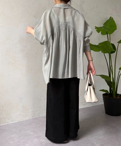 ブラウス シャツ 「ドライタッチ/通気性」バックシャーリングシャツ レディースの画像
