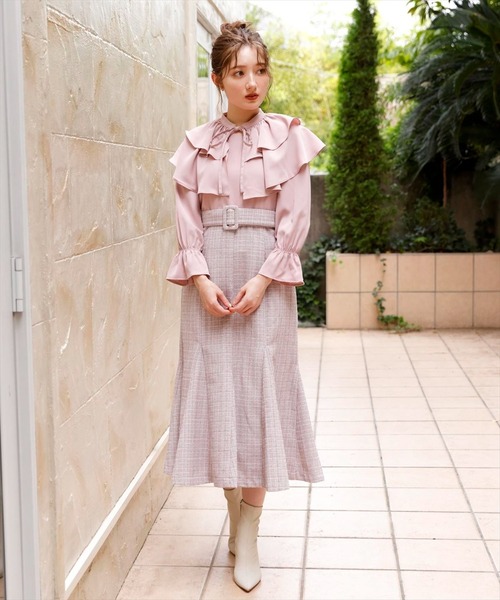 ❣️セール❣️PINKPHOUSEドッキングワンピース❣️新品未使用タグ付❣️短期出品❣️ SWINGLE（スウィングル） ドッキングワンピース MEDIUM ホワイト系