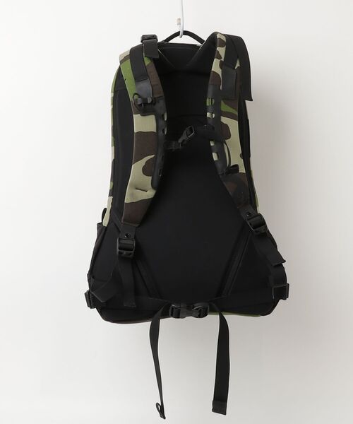 ARC'TERYX（アークテリクス） ARRO 22 Woodland Camo リュック「BEAMS