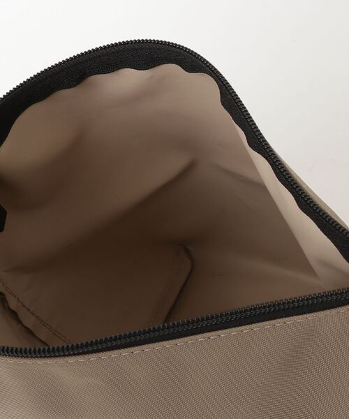 【美品】Herve Chapelier ショルダー バッグ XSブラウン Herve Chapelier（エルベシャプリエ） ショルダーバッグ - ブラウン