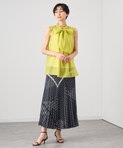 【極美品】 ANAYI ボウタイ オーガンジー 総柄ブラウス 38 グリーン シアーオーガンジーボウタイ ブラウス | ANAYI/アナイ | 三越