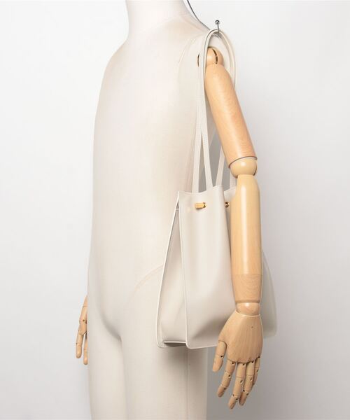 MARY AL TERNA」 トートバッグ ONE SIZE オフホワイト レディース 