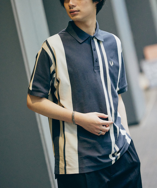 フレッドペリー ベージュ 半袖ポロシャツ FRED PERRY - フレッドペリー ポロシャツ 半袖 刺繍ロゴ ライン