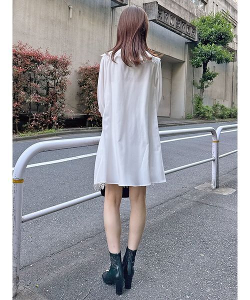 SNIDEL（スナイデル） ワンピース エンブロイダリーラッフルミニ