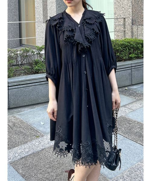 SNIDEL（スナイデル） ワンピース エンブロイダリーラッフルミニ