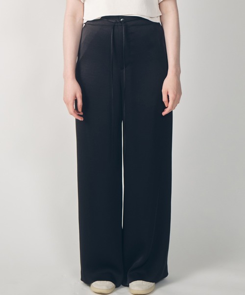 LE CIEL BLEU（ルシェルブルー） パンツ サテンリラックスフィット