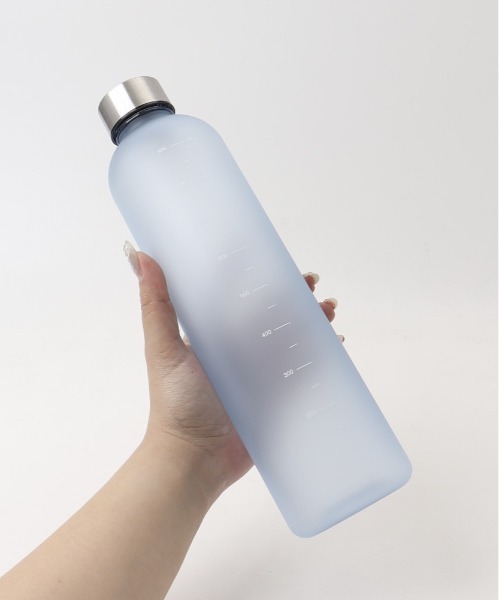 BACKYARD FAMILY（バックヤードファミリー） 水筒 目盛り付フロスト