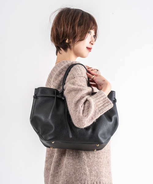 CHRISTIAN VILLA（クリスチャンヴィラ） ショルダーバッグ バッグ