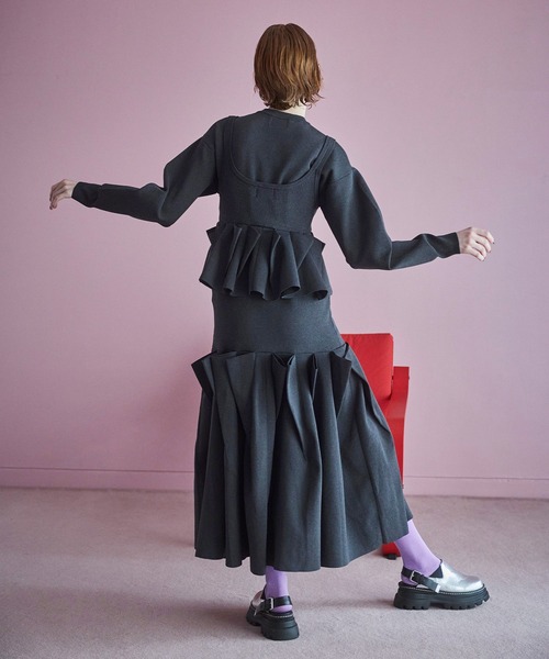 OMMO（オーエムエムオー） ワンピース TRIANGLE TUCK KNIT OP