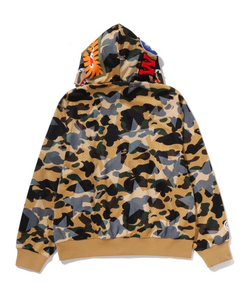 A BATHING APE（アベイシングエイプ） パーカー STA OVER PRINT 1ST
