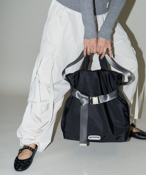 「OUTDOOR PRODUCTS」 ハンドバッグ ONE SIZE ベージュ レディース_画像3