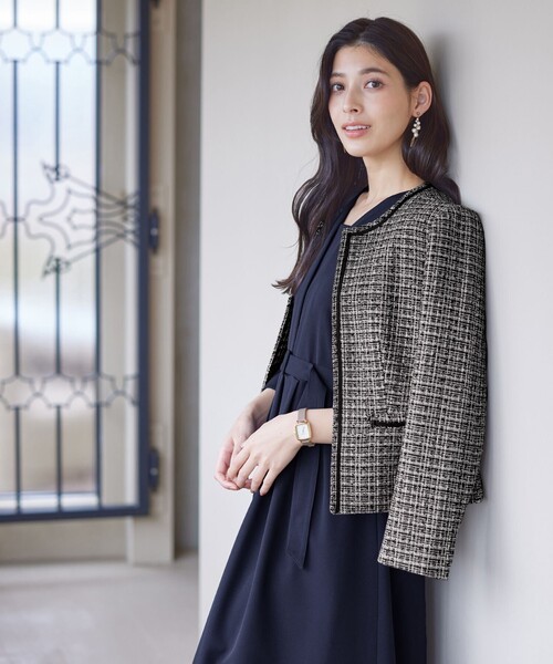 【新品未使用】TIARA ツイードノーカラージャケットツイードスカート２点セット Rose Tiara（ローズティアラ） ジャケット ノーカラージャケット