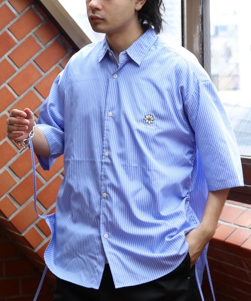 8（eight） シャツ フラワー刺繍脇シャーリング半袖シャツ