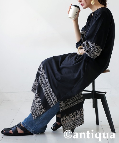 お値下げ中！SHARE SPIRIT  BLACK刺繍ビーズワンピース お値下げ中！SHARE SPIRIT BLACK刺繍ビーズワンピース