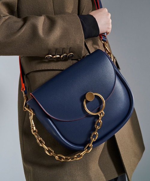 CHARLES ＆ KEITH 「CHARLES & KEITH」 ショルダーバッグ M