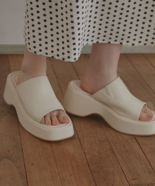 「ACYM」 ヒールサンダル MEDIUM アイボリー レディース_画像8