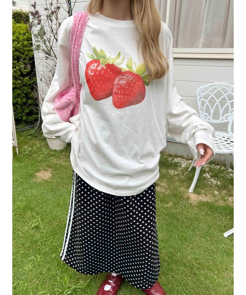 WC tシャツ 「秋冬新作」イチゴワンポイントロンT レディース