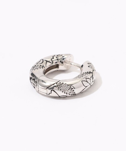 ピアス avgvst Black Millefleurs Hoop ピアス レディースの画像